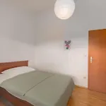 Villa Five Bedroom With Pool Lovreć
