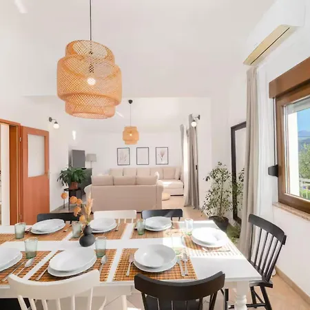 Five Bedroom With Pool Villa Lovreć