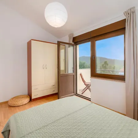 Five Bedroom With Pool *