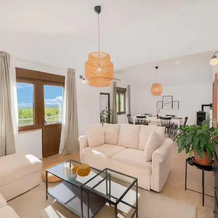 Five Bedroom With Pool Villa
