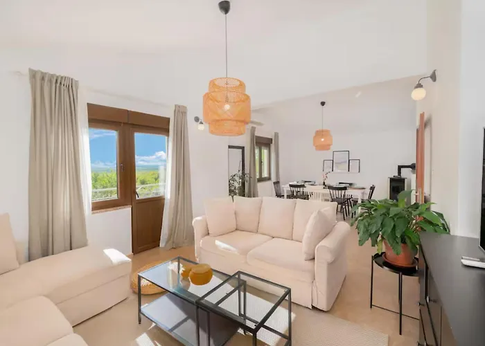 Five Bedroom With Pool Villa