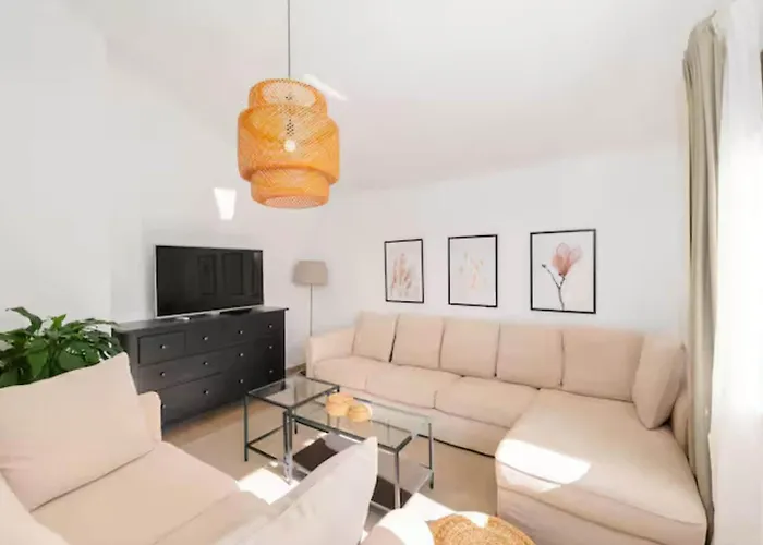 Five Bedroom With Pool Lovrec